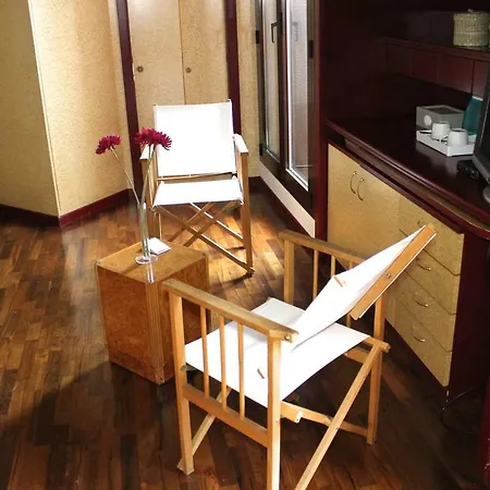 Homeathotel Alberti Apartment Milan